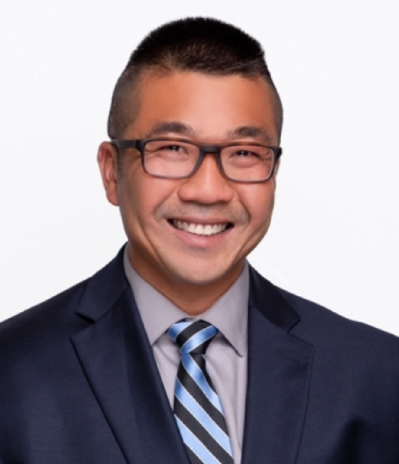 Raymond Yau headshot